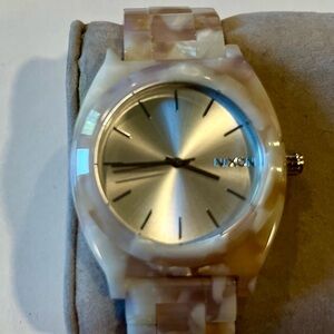 NIXON Time Teller silver, sea shell pink, and white